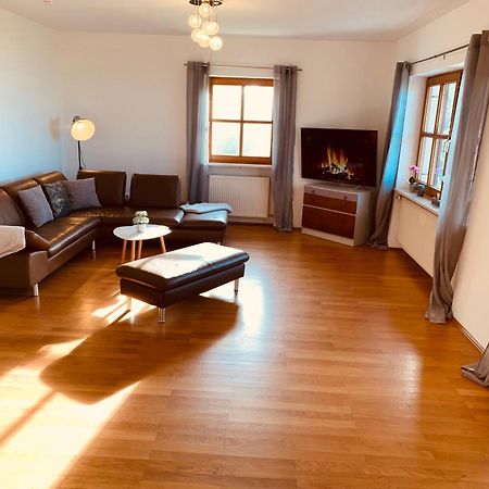 Adlerhorst, 4 Schlafzimmer, Blick In Die Alpen, Parkplatz Thyrnau Esterno foto