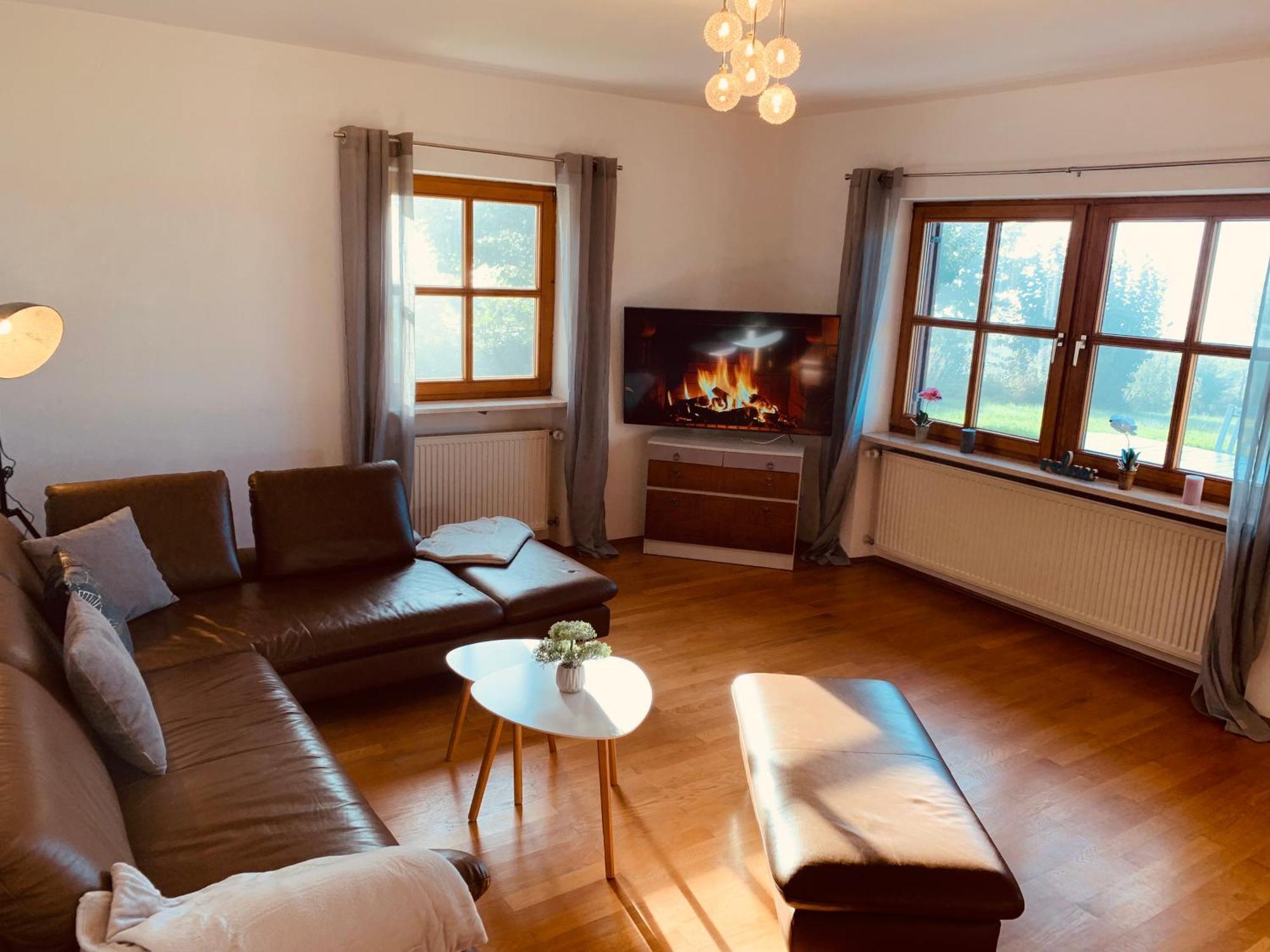 Adlerhorst, 4 Schlafzimmer, Blick In Die Alpen, Parkplatz Thyrnau Esterno foto