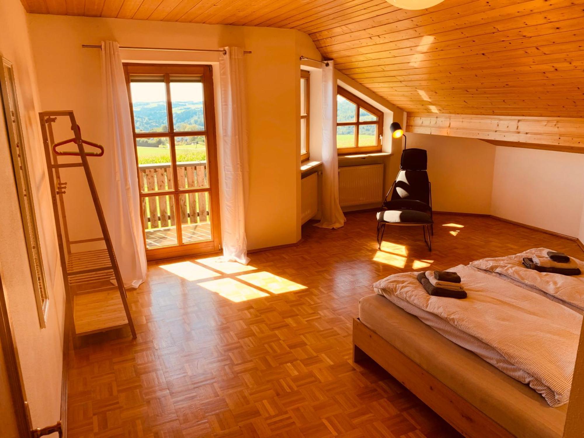 Adlerhorst, 4 Schlafzimmer, Blick In Die Alpen, Parkplatz Thyrnau Esterno foto